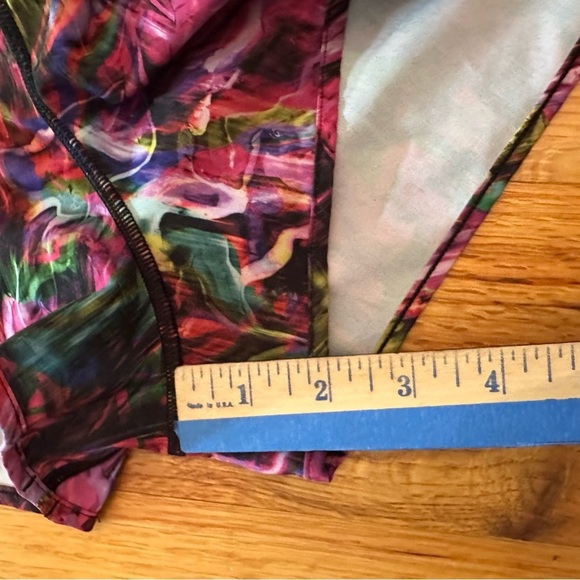 LULULEMON HOTTY HOT LR SHORT *LINED Hyper Flow Pink Multi SIZE-4 (z) - Picture 13 of 14